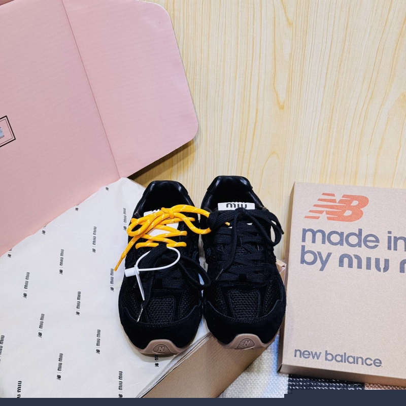 Miu Miu Casual Shoes